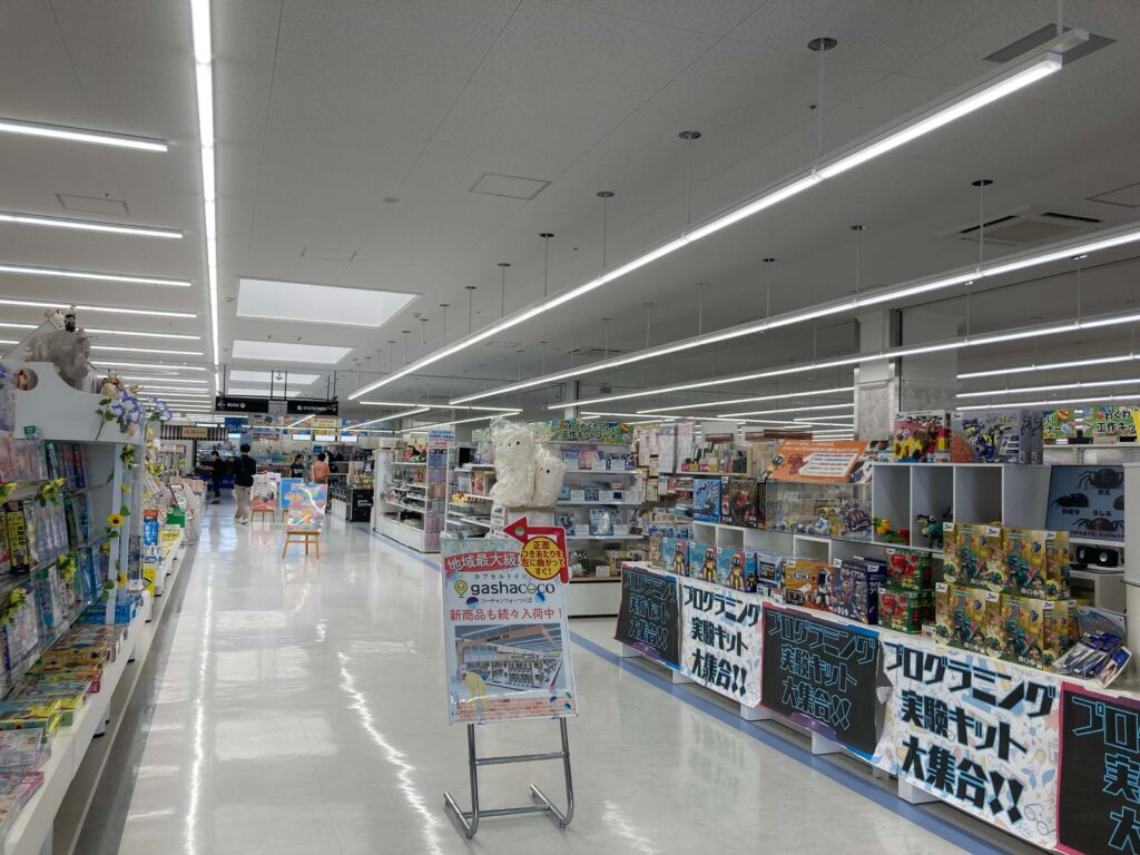 コーチャンフォーつくば店 内観