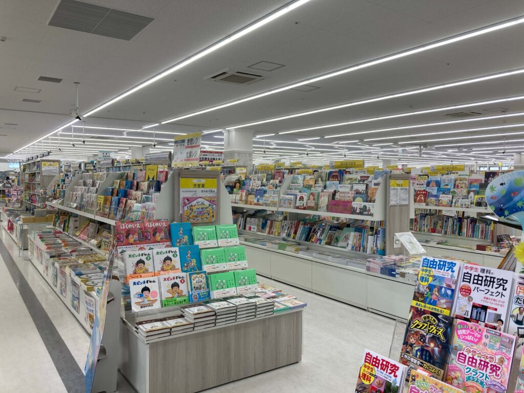 コーチャンフォーつくば店 書籍コーナー