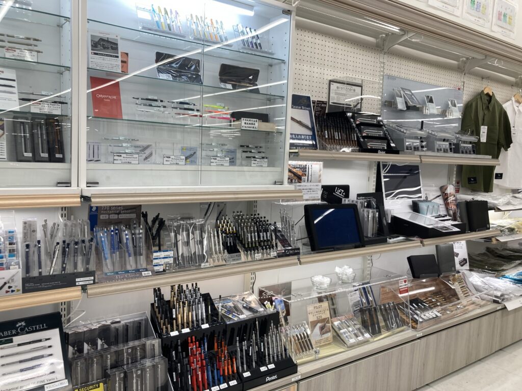 コーチャンフォーつくば店 文具コーナー