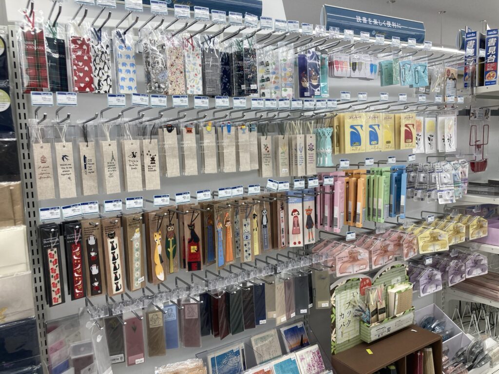 コーチャンフォーつくば店 文具コーナー